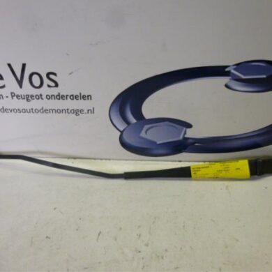 Peugeot 406 2.0 16V Ruitenwisserarm voor 1998 6429P7