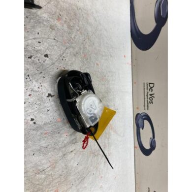 Peugeot 107 1.0 12V Seatbelt tensioner, right 2010 8974LJ