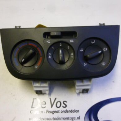 Peugeot Bipper 1.4 HDi Kachel Bedieningspaneel 2008 6490K4