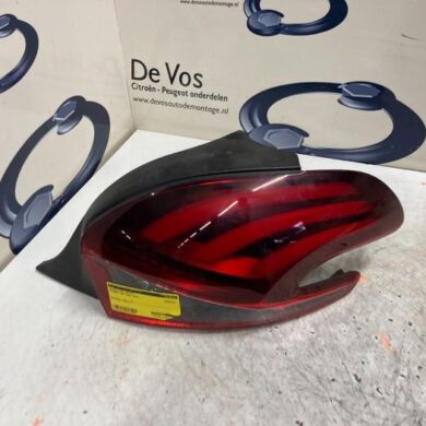 Peugeot 208  Achterlicht rechts 2017 9810430580-9825601180