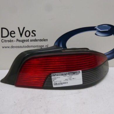 Peugeot 306 1.6 Taillight, right 2001 635198