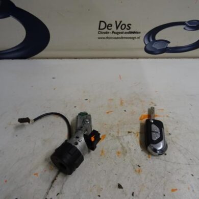 Citroen DS3  Ignition lock + key 2014 4162PT