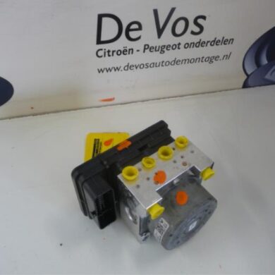 Citroen DS3  ABS pump 5GZ-5GZ5G01 2015 1615100880-1616762980