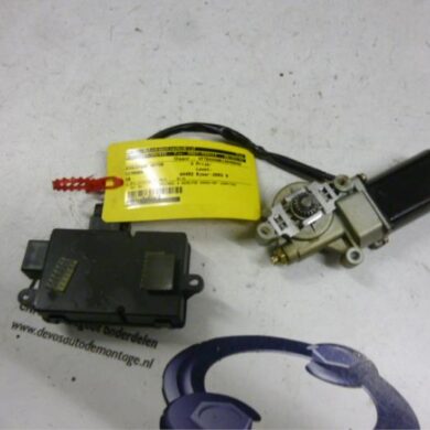 Citroen C8 2.2 HDi 16V Schuifdak Motor 2003 8401W2-8401NL