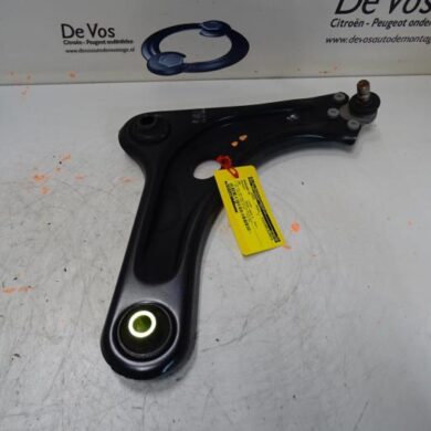 Peugeot 208  Draagarm rechts-voor 2019 9670771480