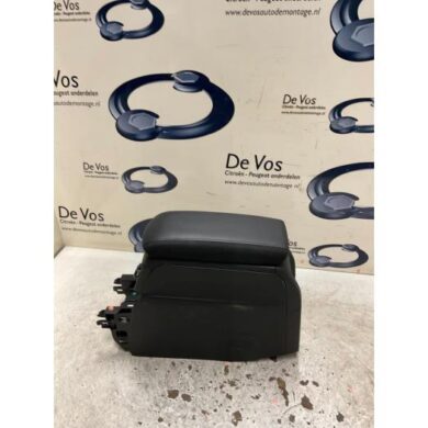 DS Automobiles DS3 Crossback 1.2 12V PureTech 155 Armrest 2019 98261024ZD