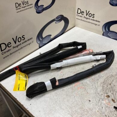 Peugeot 5008 1.2 12V e-THP PureTech 130 Roof curtain airbag 2018 9828188080