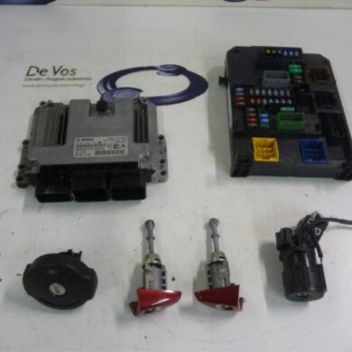 Peugeot 308 1.6 HDi Engine management computer 9HP-9HP9H06 2014 1610808580