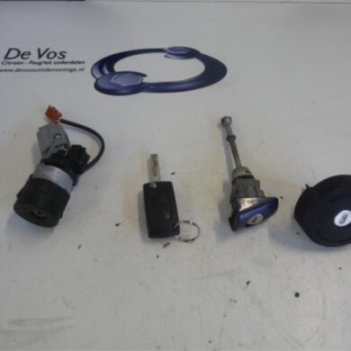 Peugeot 308 1.6 VTI 16V Set of cylinder locks (complete) 2008 4162KF-4162XT