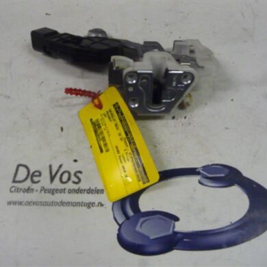 Peugeot 107 1.0 12V Deurslot Mechaniek 4Deurs rechts-voor 2010 9136T9
