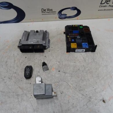 Peugeot 3008  Computer Motormanagement 5GF-5GF5G06 2019 1680439080-1638431080