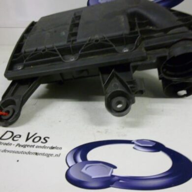 Peugeot 207 1.6 HDiF 16V Air box 9HR-9HR9H05 2010 1420V1