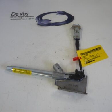 Citroen C4 Picasso  Gordelspanner rechts 2008 8974YG