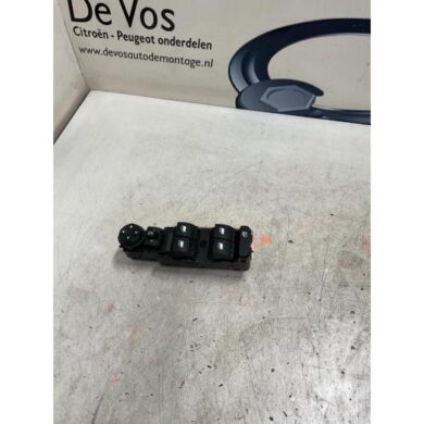 Peugeot 5008 1.5 BlueHDi 130 Multi-functional window switch 2018 98319739ZD-98248411ZD