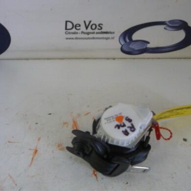 Peugeot 5008  Rear seatbelt, right 2010 8975SR