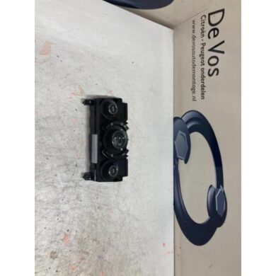 Peugeot 5008 2.0 HDiF 16V Kachel Bedieningspaneel 2011 6452Y4