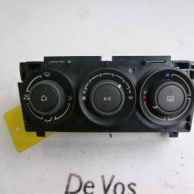 Peugeot 3008 1.6 HDiF 16V Heater control panel 2011 6452P2