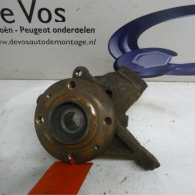 Citroen Xsara 1.4i X,SX,Societe Fusee links-voor 2004