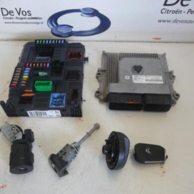 Citroen C4 Cactus  Computer Motormanagement HNZHN01 2016 1616898380