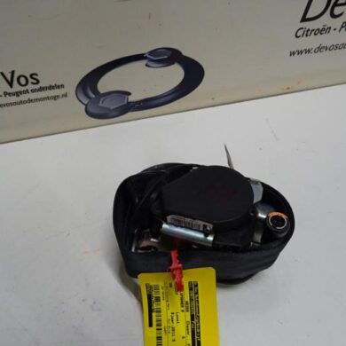 Peugeot 308  Seatbelt tensioner, right 2011 8976S2