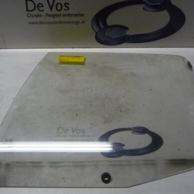 Peugeot 106 1.1 i XN,XR,XT Rear door window 4-door, left 1993 920365