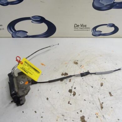 Citroen DS5  Rear door lock mechanism 4-door, left 2012 9686919780-9804271480