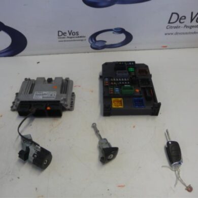 Citroen C4  Computer Motormanagement 5FS5F01 2014 1944A8-1944A9-1608354180