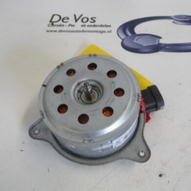 Citroen C4 Cactus  Koelvin Motor 2015 9812028580