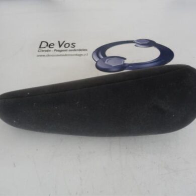 Citroen C3 1.6 16V Armrest 2008 8830HG
