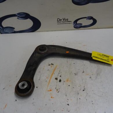 Citroen Jumpy  Draagarm rechts-voor 2018 9816863580