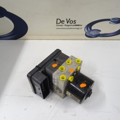 Citroen DS3  ABS pump 5FS-5FS5F01 2011 1607010780-1607010580