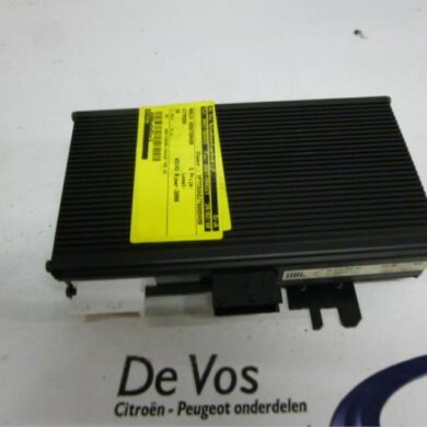 Citroen C6 2.7 HDiF V6 24V Radio versterker 2006 657416