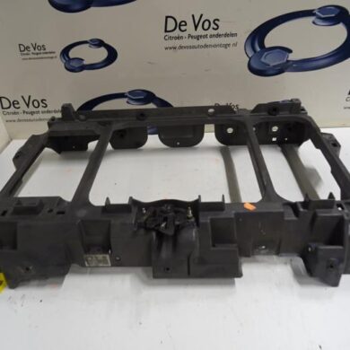 Citroen C5  Front panel 2011 7104PL