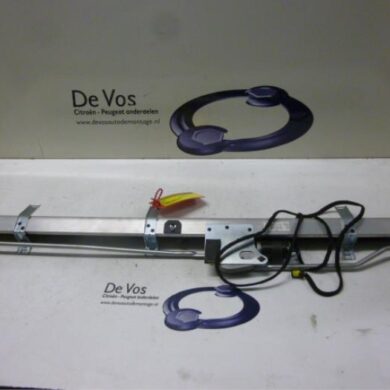 Peugeot 607 2.2 HDi 16V FAP Rolgordijn achter 2001