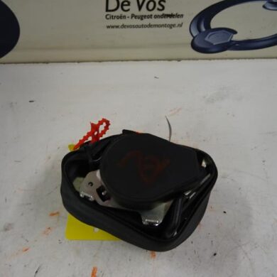 Peugeot 207  Seatbelt tensioner, right 2010 8975W8