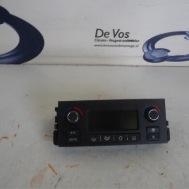 Peugeot 207  Heater control panel 2009 6452R4