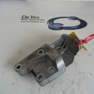 Peugeot 508 2.0 Hybrid4 16V Motorsteun RH02-RHCRH02 2013 9677163980