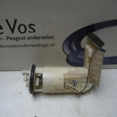 Peugeot 106 1.0 Brandstofpomp Elektrisch CDZ 1998 1525E1