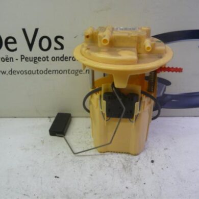 Peugeot RCZ 2.0 HDi 16V FAP Tank float 2011 1525QF