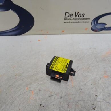 Peugeot 3008  Computer lighting module 2019 9827096780