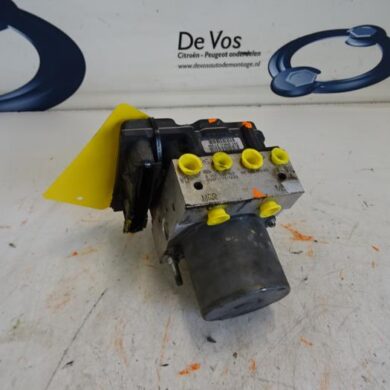 Peugeot 307 1.6 16V ABS pump NFU 2005 4541J3