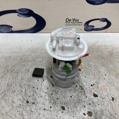 Peugeot 208 1.2 Vti 12V PureTech 100 Brandstofpomp Elektrisch HNK 2020 9839248180-9842578680