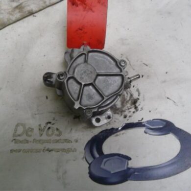 Peugeot 407  Brake servo vacuum pump RHR 2005 456587
