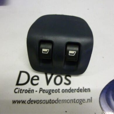 Peugeot 206 1.4 XR,XS,XT,Gentry Multi-functional window switch 2002 6552WW