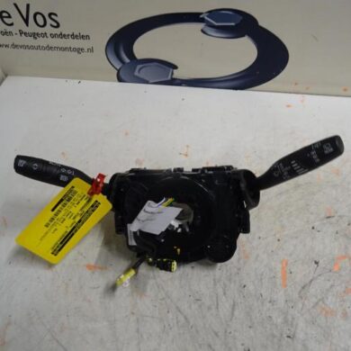 Opel Grandland X  Steering column stalk 2020 98289627YX