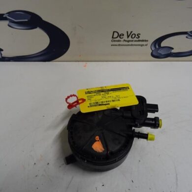 Peugeot 2008  Brandstoffilterhuis YHY-YHYYH01 2019 9816847280