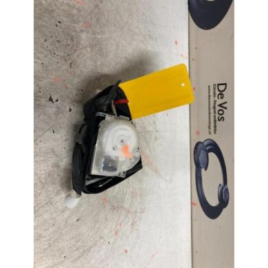 Peugeot 107 1.0 12V Gordelspanner rechts 2011 8974LJ