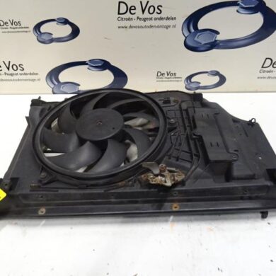 Peugeot 206 2.0 16V Cooling fan housing 2001 7104Q3-1253C5
