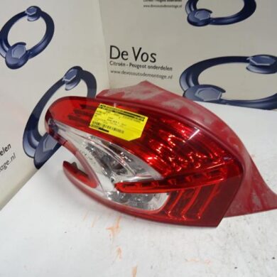 Peugeot 208  Taillight, left 2015 9672628280