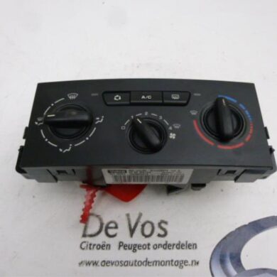 Peugeot 207  Heater control panel 2006 6451TL